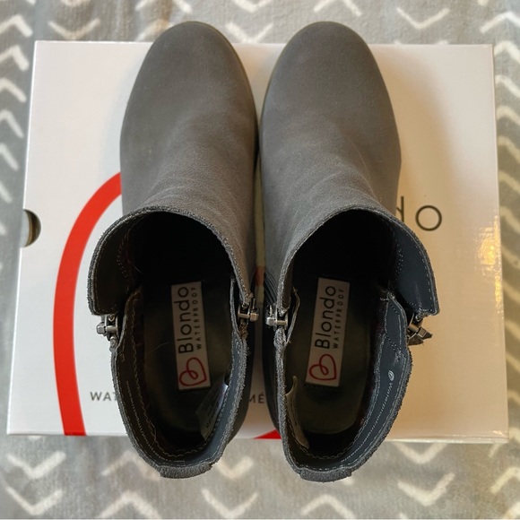 Gray Suede Blondo Liam Boots - Picture 6 of 9